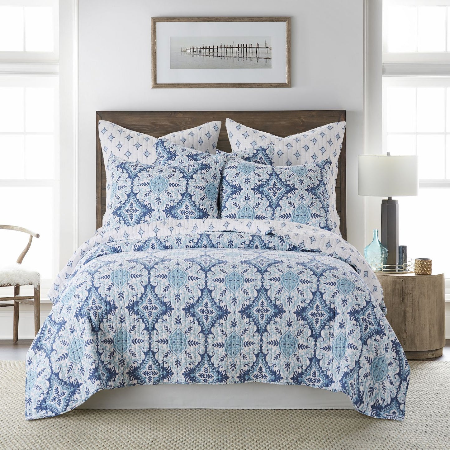 Homthreads Essella Indigo Quilt Set and Shams