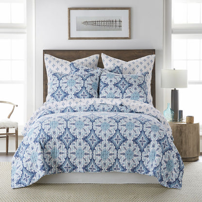 Homthreads Essella Indigo Quilt Set and Shams